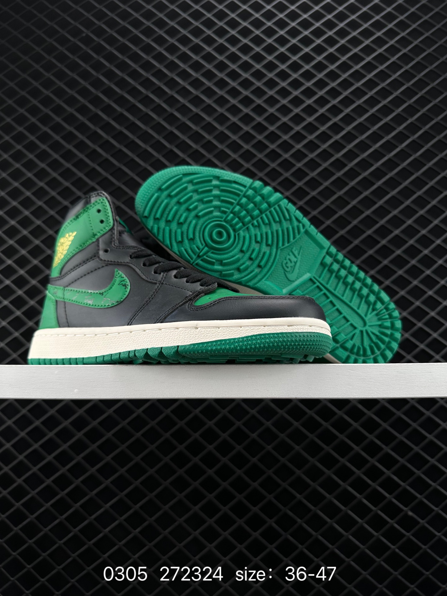 Nike Air Jordan 1 Retro High OG”Black/White“